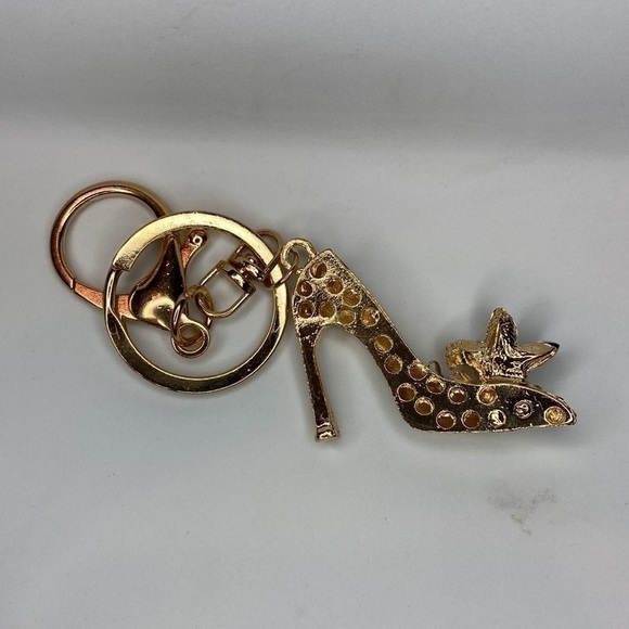 GOLD HEEL KEYCHAIN ✨✨✨ - Picture 2 of 3